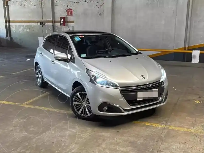 Peugeot 208 Feline 1.6 Tiptronic  2019 - foto 5