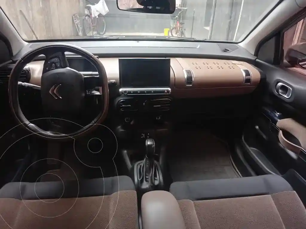 Citroën C4 Cactus Thp Shine Aut  2017 - foto 5