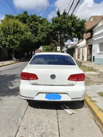 Volkswagen Passat 2.0 Tsi Luxury Dsg  2013 - foto 3