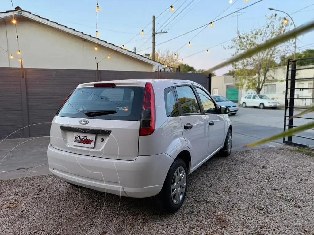 Ford Fiesta Fiesta 1.6 5 Ptas One Ambien. Plus 2012 - foto 5
