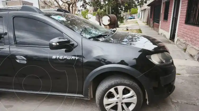 Renault Sandero Stepway 1.6 Privilége  2015 - foto 3