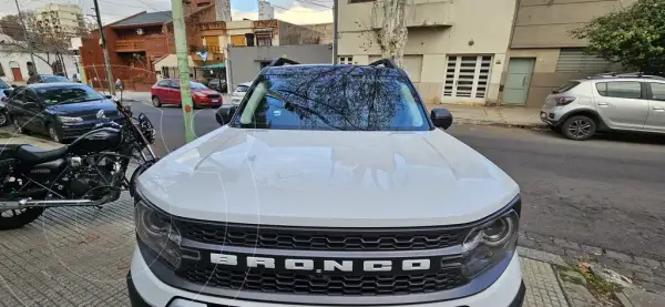 Ford Bronco 2025 - foto 1