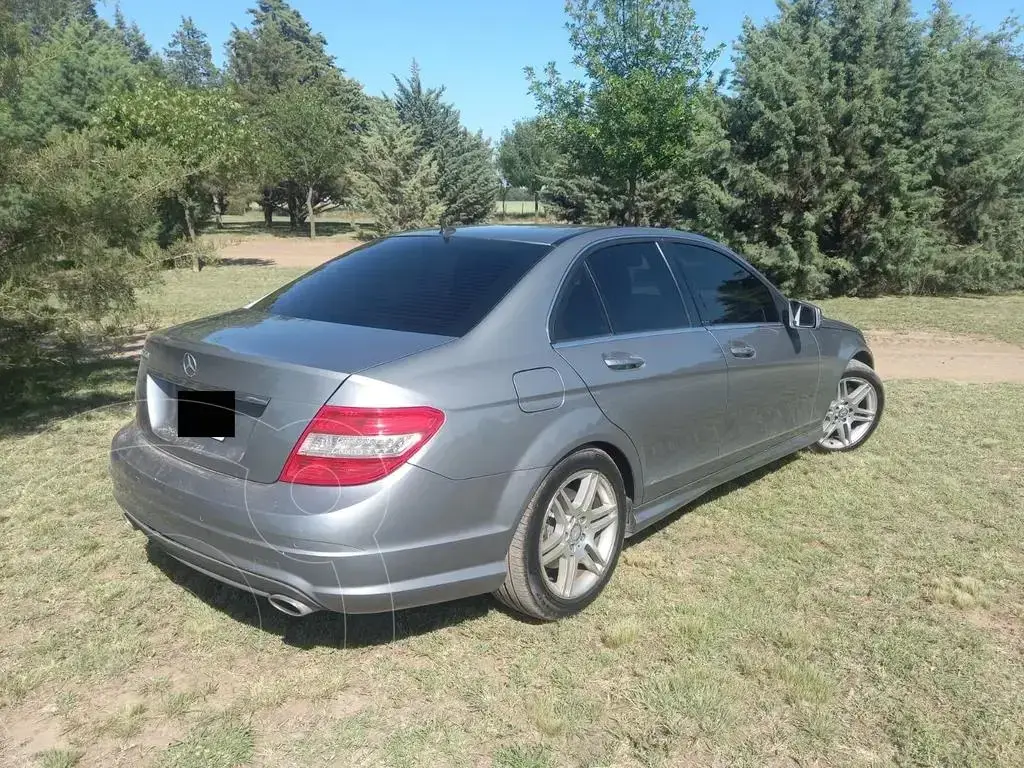 Mercedes Clase C Sedán 350 Avantgarde Sport Aut (3498 Cc) 2011 - foto 3