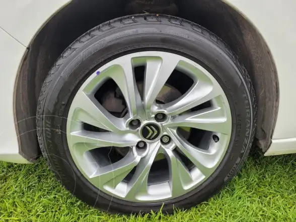 Citroën C4 Lounge 2.0 Tendance Pack  2015 - foto 5