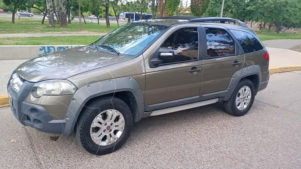 Fiat Palio Weekend 1.8 Adventure Locker Seguridad (1796 Cc) 2010 - foto 4