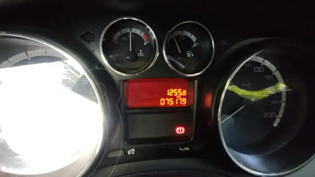 Peugeot 408 Allure Nav  2014 - foto 5