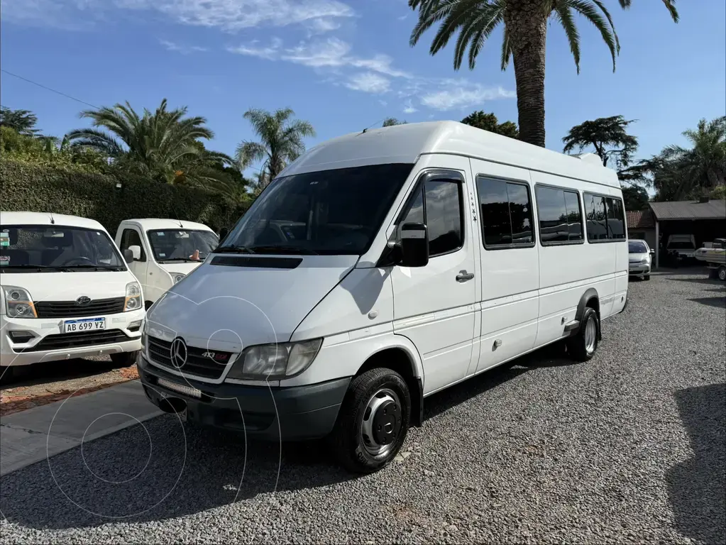 Mercedes Sprinter Combi 413 Cdi 19 Asientos Full (2148 Cc) 2010 - foto 2