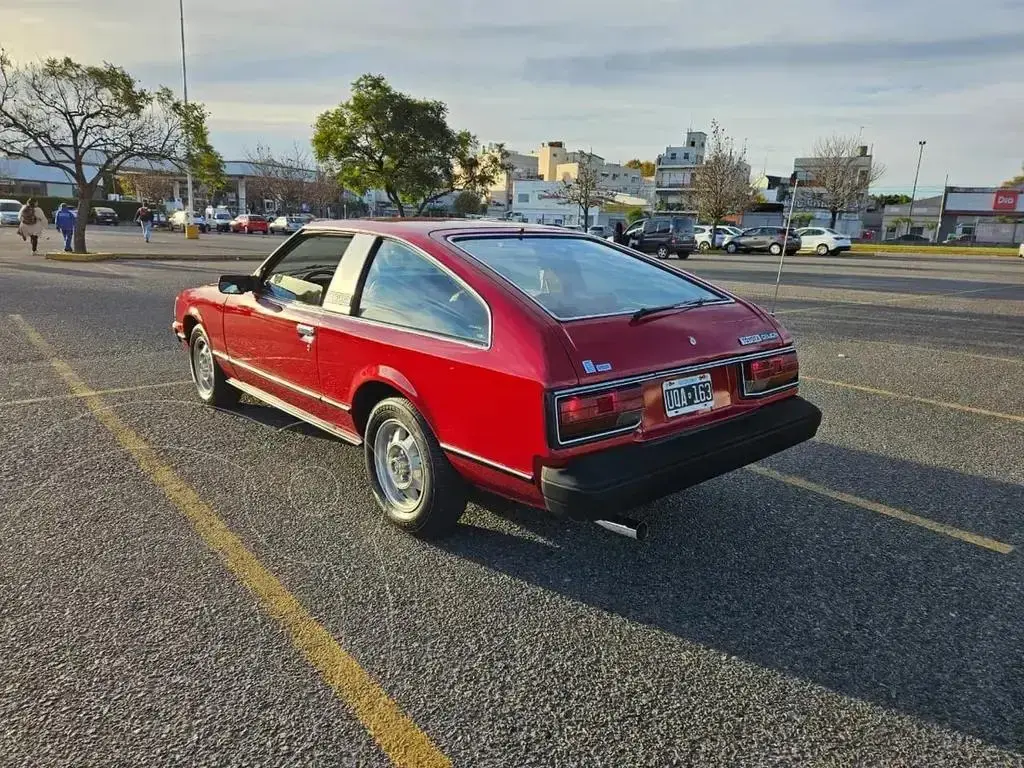 Toyota Celica 1.6 Liftback (N/D) 1980 - foto 2