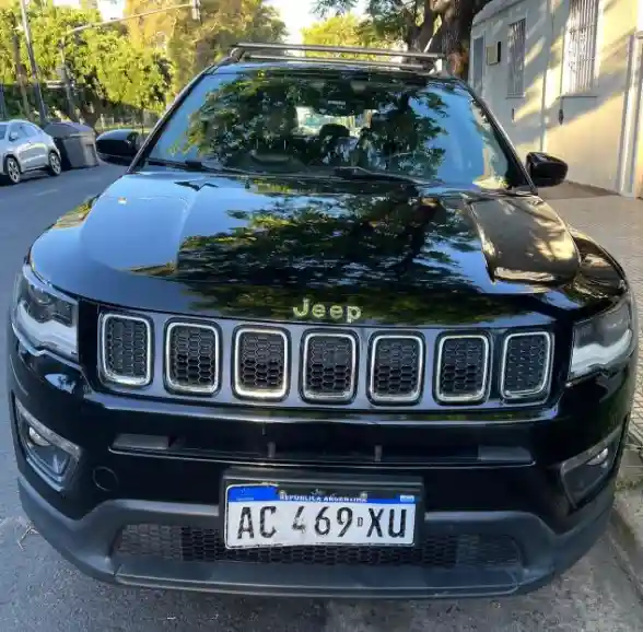 Jeep Compass Longitude Plus 4X4 2019 - foto 2