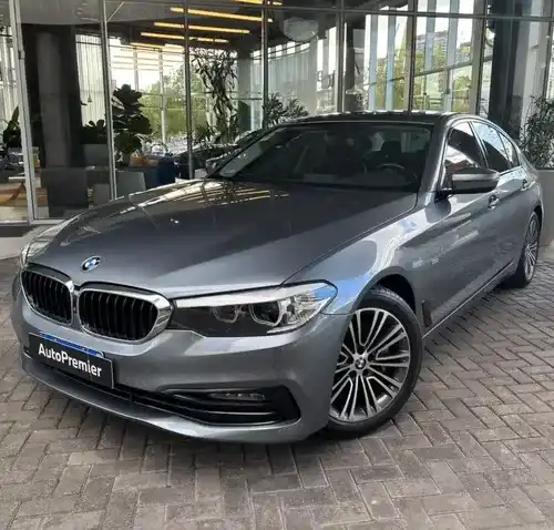 Bmw Serie 5 3.0 530Ia Sportline 2019 - foto 1