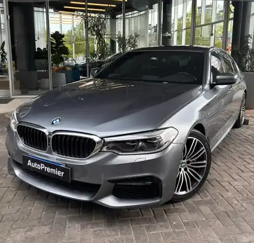 BMW Serie 5 2018 - foto 1