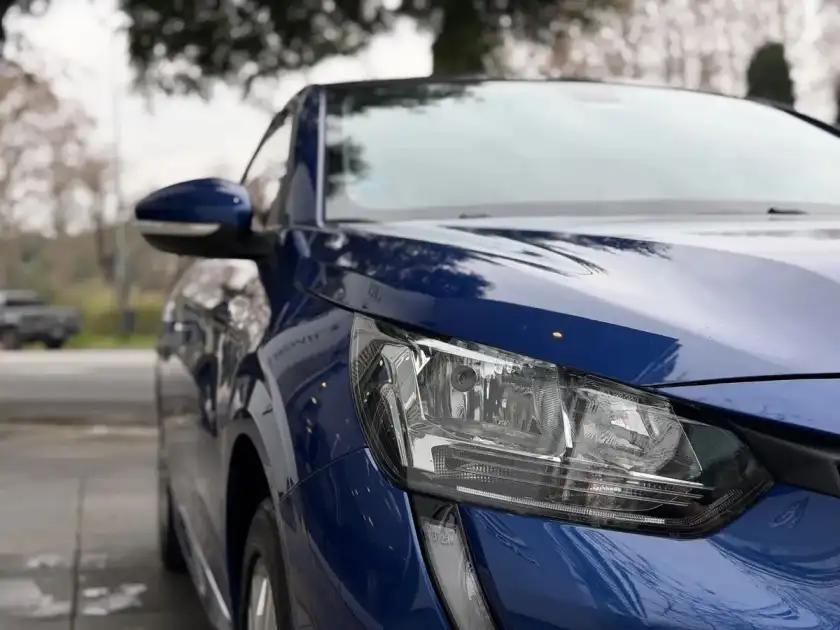 Peugeot 208 1.6 Active Pack Tiptronic 2023 - foto 4