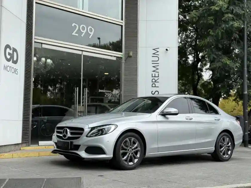 Mercedes Benz Clase C C200 Avantgarde At 184Cv 2019 - foto 1