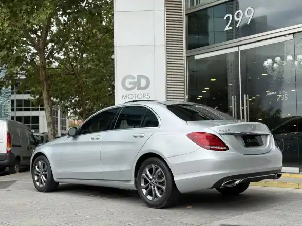 Mercedes Benz Clase C C200 Avantgarde At 184Cv 2019 - foto 3