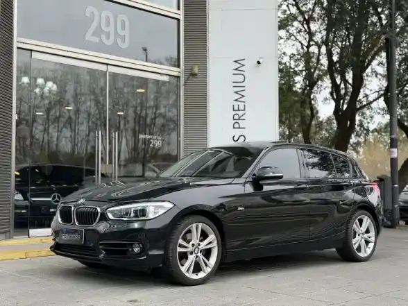 BMW Serie 1 2018 - foto 1