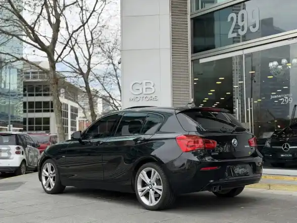 Bmw Serie 1 1.6 120I Sport Line At 177Cv 2018 - foto 3
