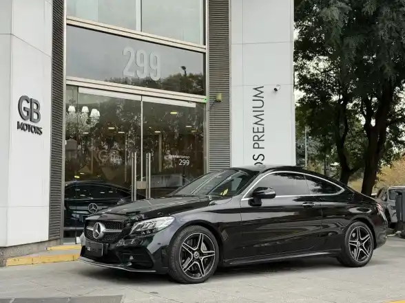 Mercedes-Benz Clase C 2.0 C300 Coupe 245Cv 2019 - foto 1