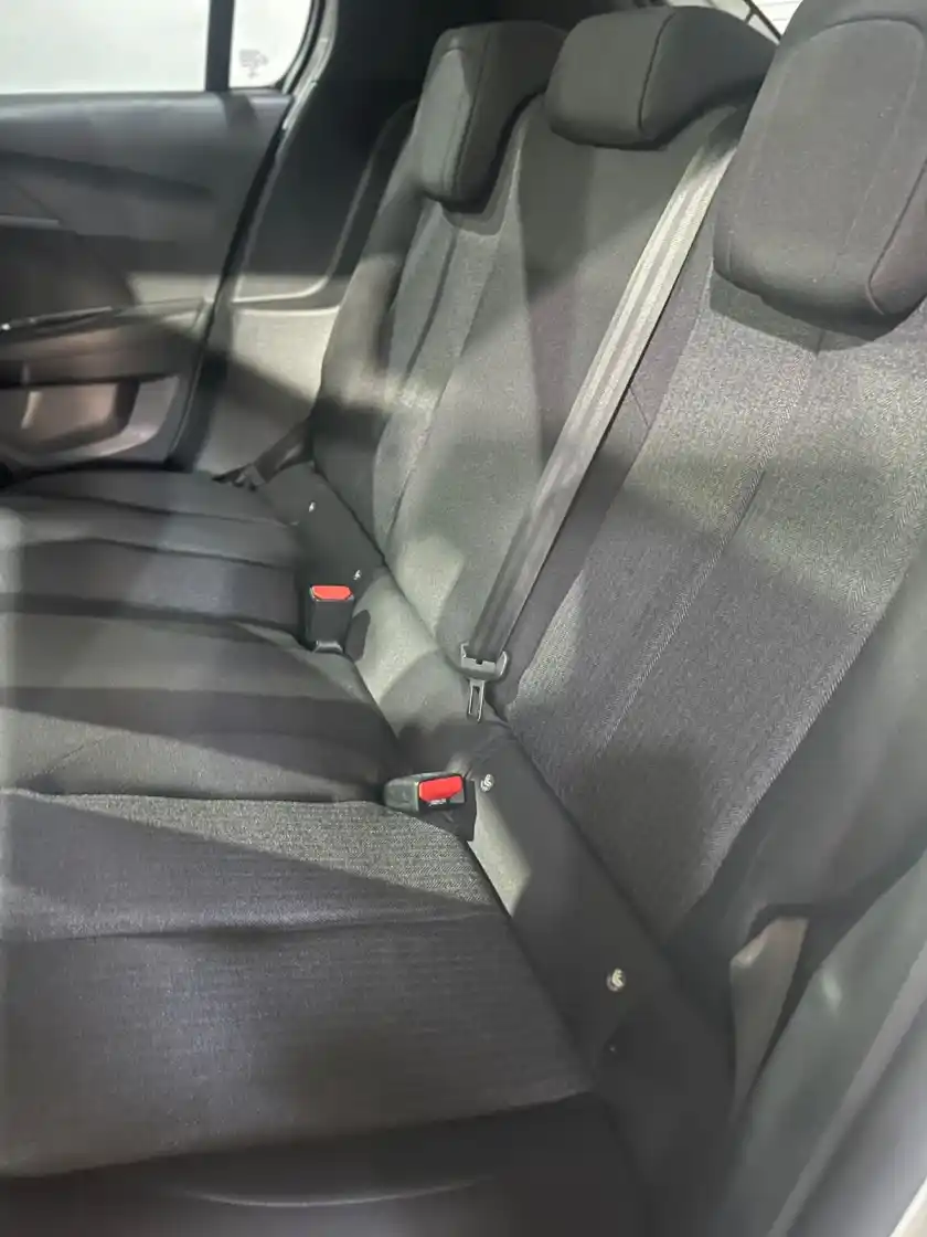 Peugeot 208 Active Pack Tiptronic 2023 - foto 1