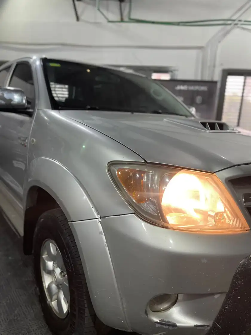 Toyota Hilux D/Cab Srv 4X2 3.0 2007 - foto 1