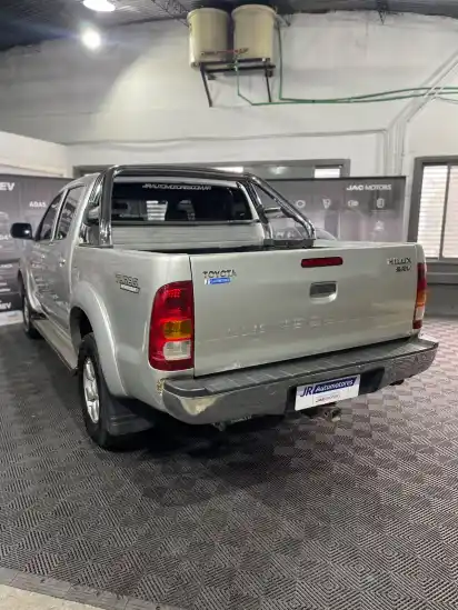 Toyota Hilux D/Cab Srv 4X2 3.0 2007 - foto 5
