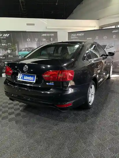 Volkswagen Vento Luxury 2014 - foto 5