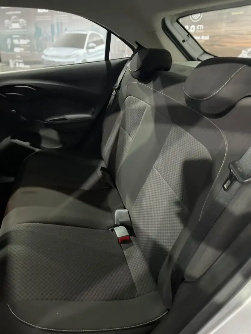 CHEVROLET Onix 2017 - foto 1