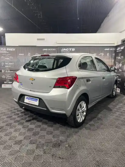 Chevrolet Onix Lt 2017 - foto 5