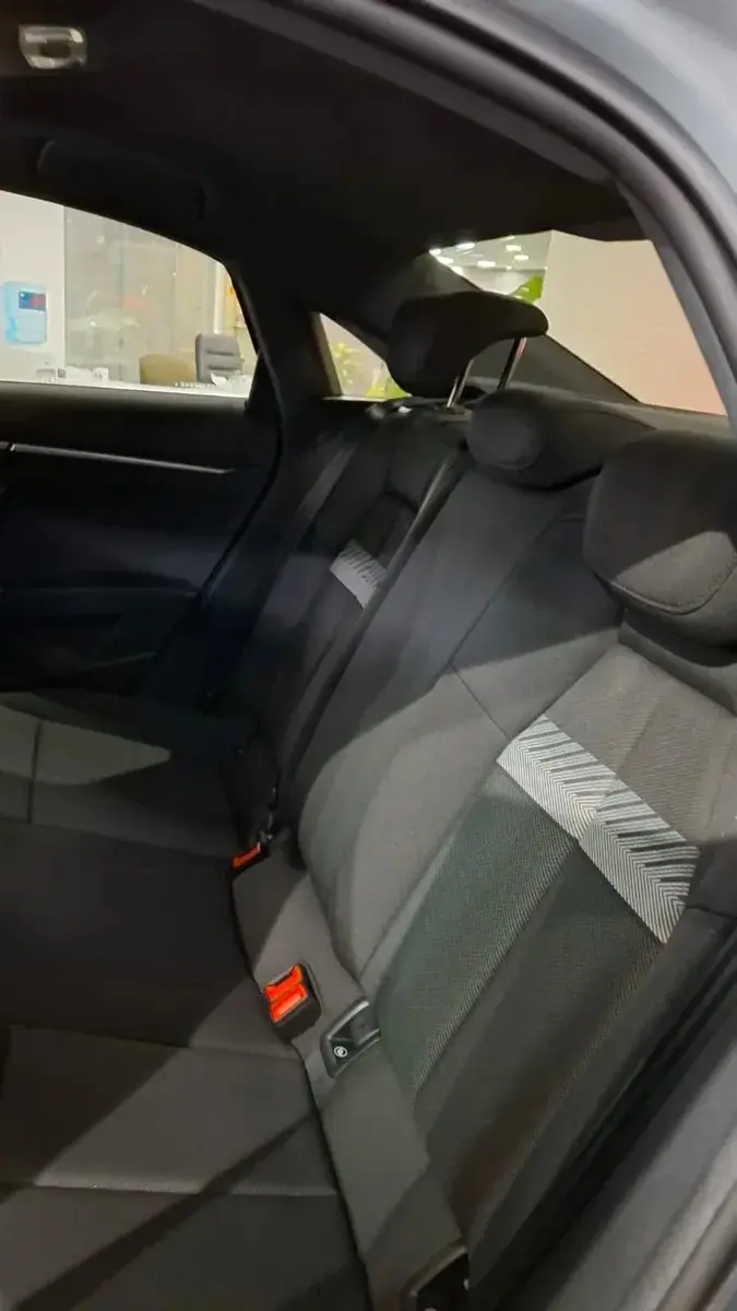 Audi A3 1.9 Tdi  90 Hp 5 Ptas 2025 - foto 2