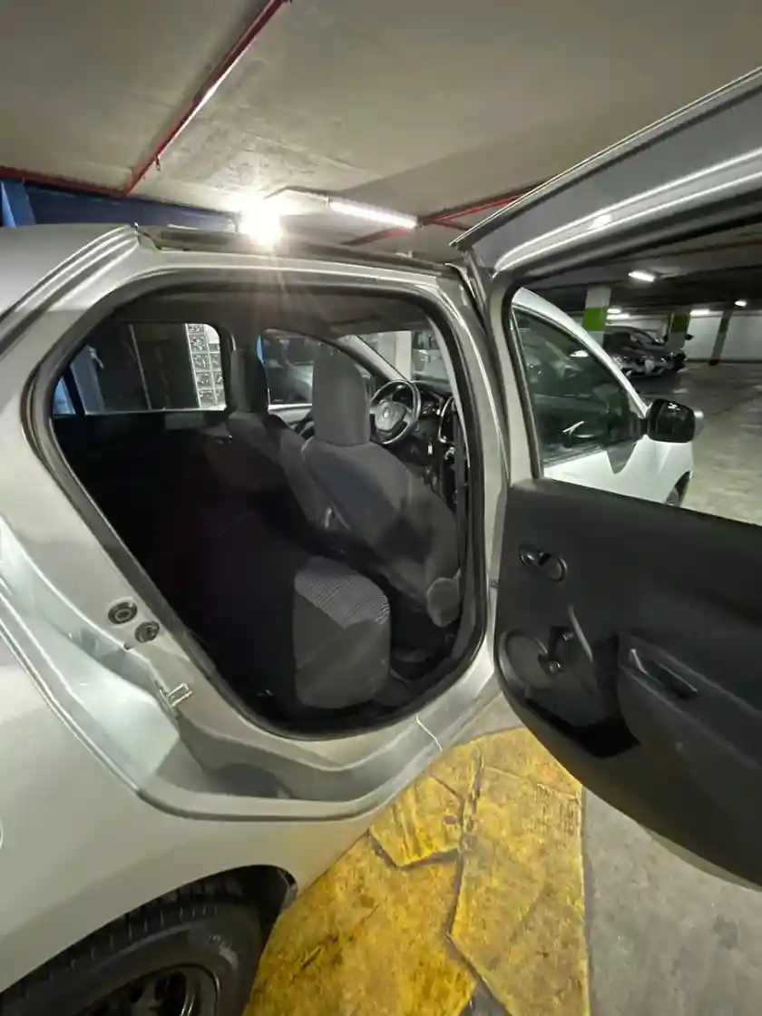 Renault Logan  2018 - foto 2