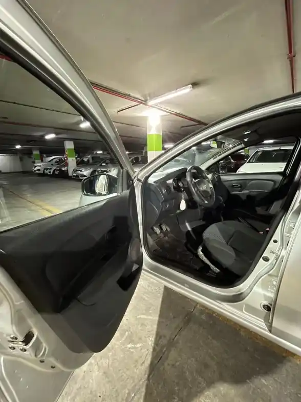 Renault Logan  2018 - foto 3