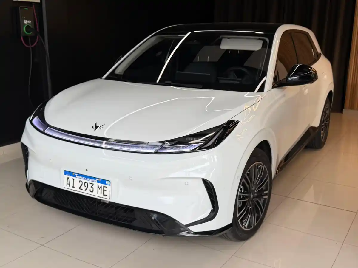 Arcfox T1 Suv 2026 - foto 2