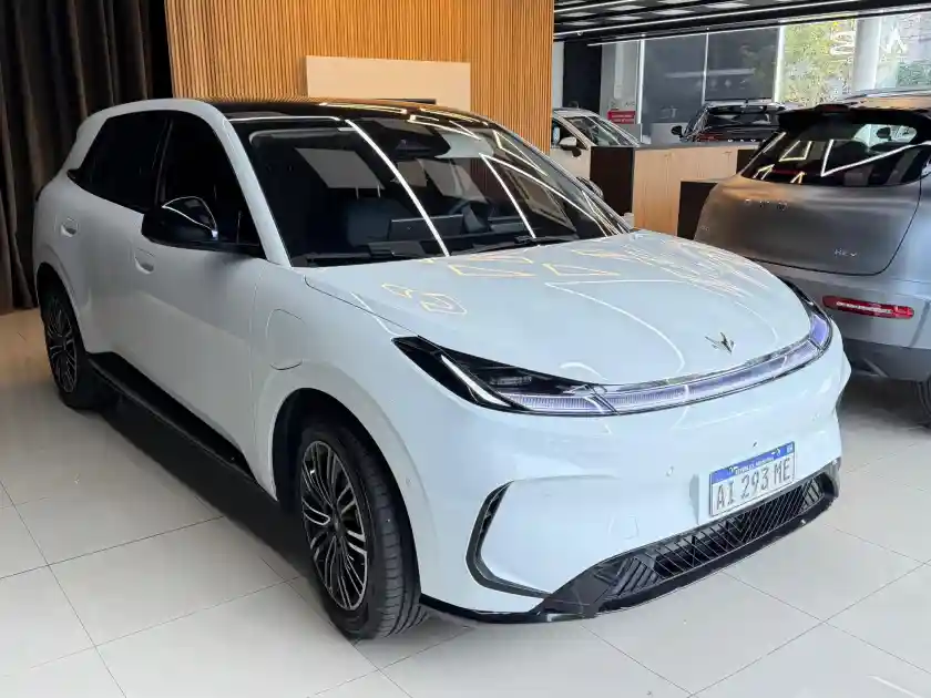 Arcfox T1 Suv 2026 - foto 3