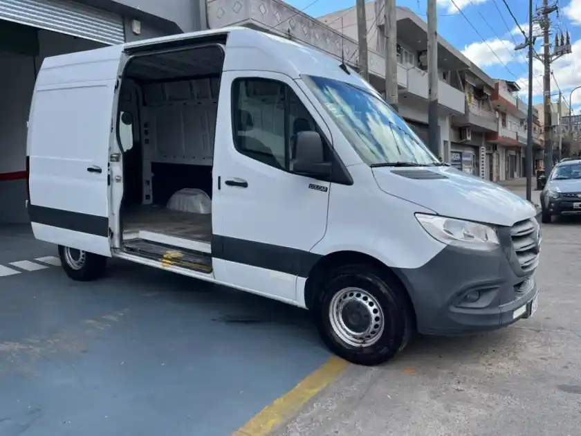 MERCEDES BENZ Sprinter 2022 - foto 1