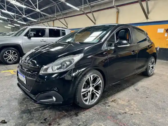 PEUGEOT 208 2016 - foto 1