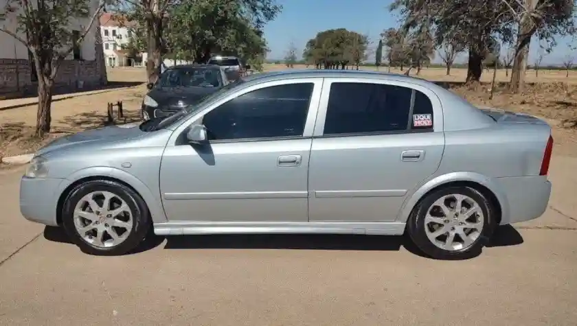 Chevrolet Astra  2009 - foto 3