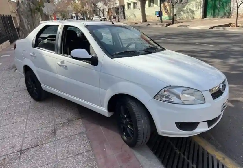 Fiat Siena  2014 - foto 2