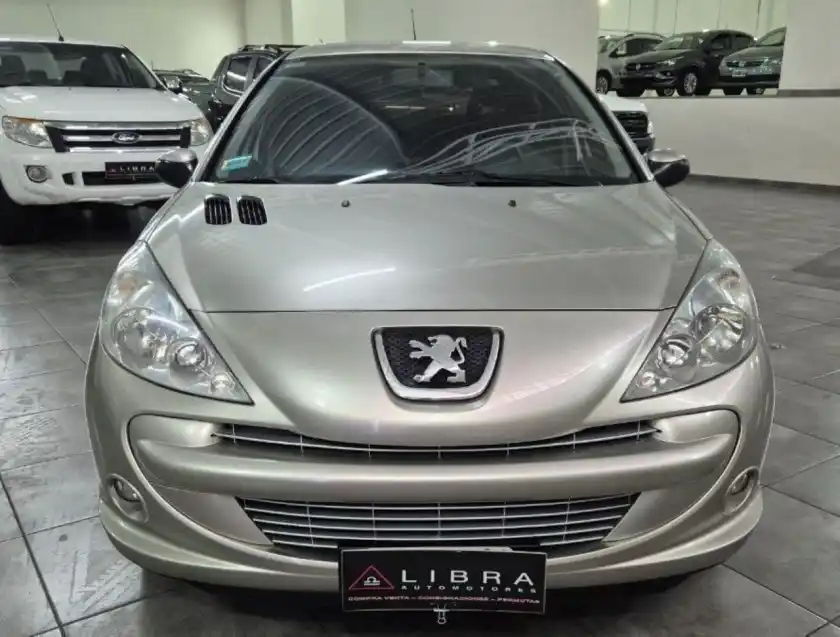 Peugeot 207  2013 - foto 2
