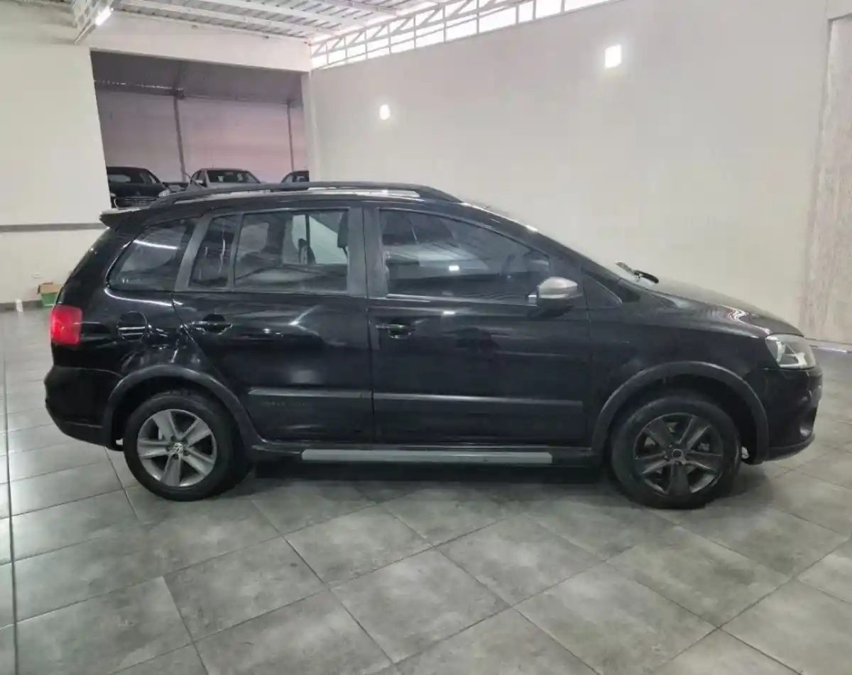 Volkswagen Suran  2012 - foto 5