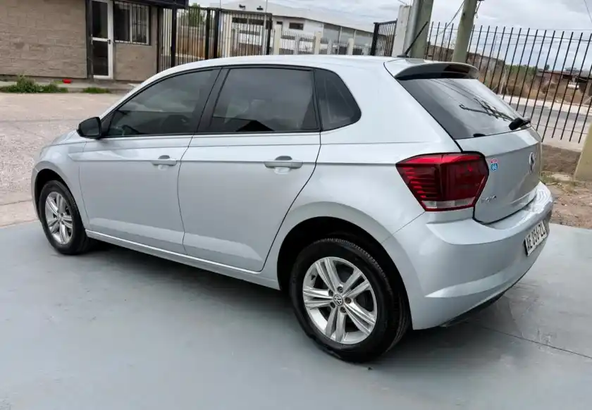 Volkswagen Polo  2021 - foto 3