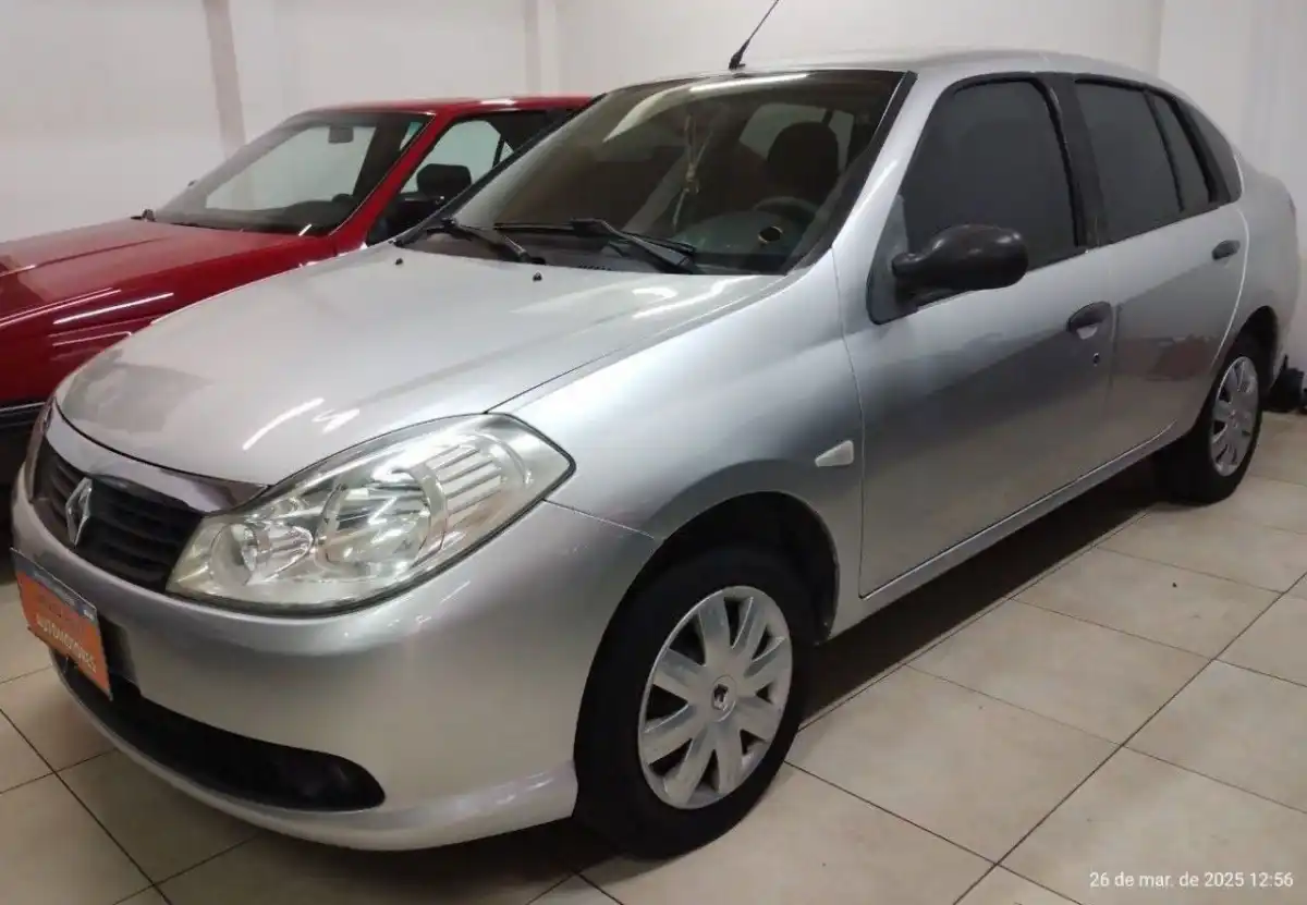 Renault Symbol 2010 - foto 1