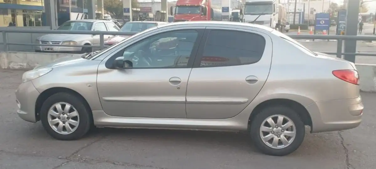 Peugeot 207  2013 - foto 3