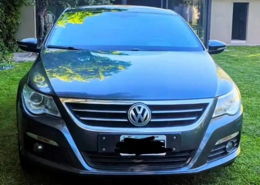 Volkswagen Passat  2011 - foto 2
