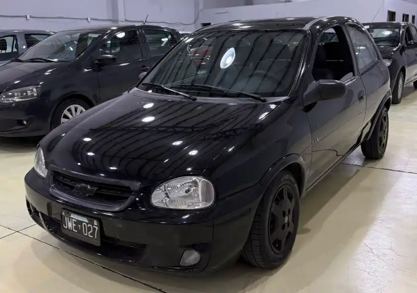 Chevrolet Corsa  2011 - foto 1