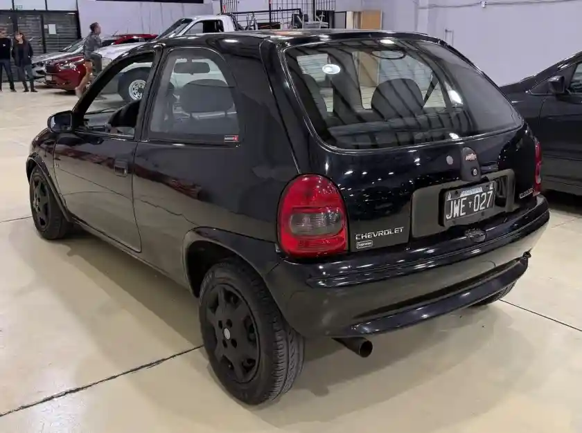 Chevrolet Corsa  2011 - foto 3