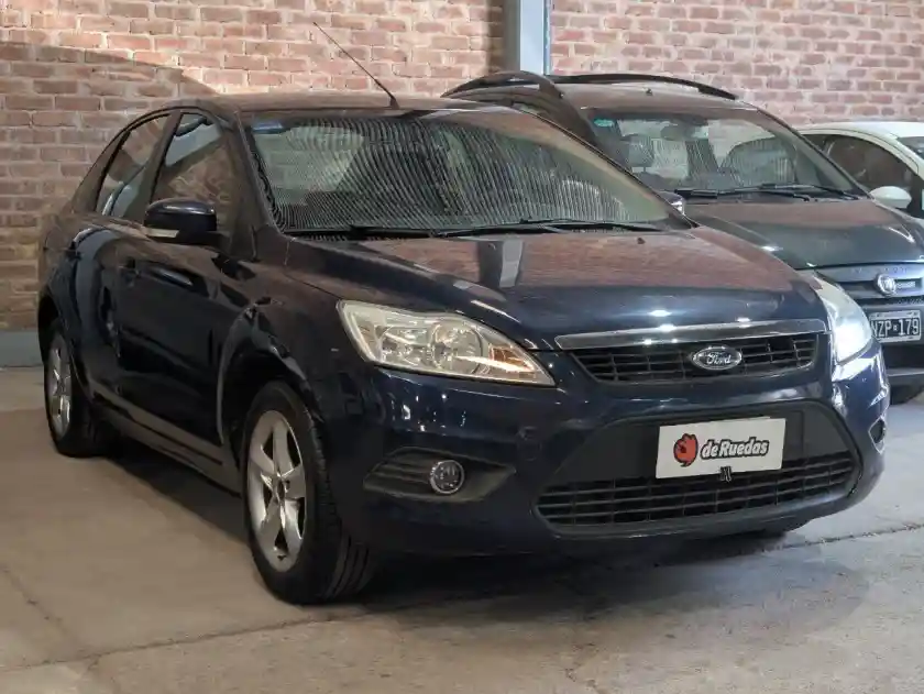 Ford Focus  2014 - foto 2