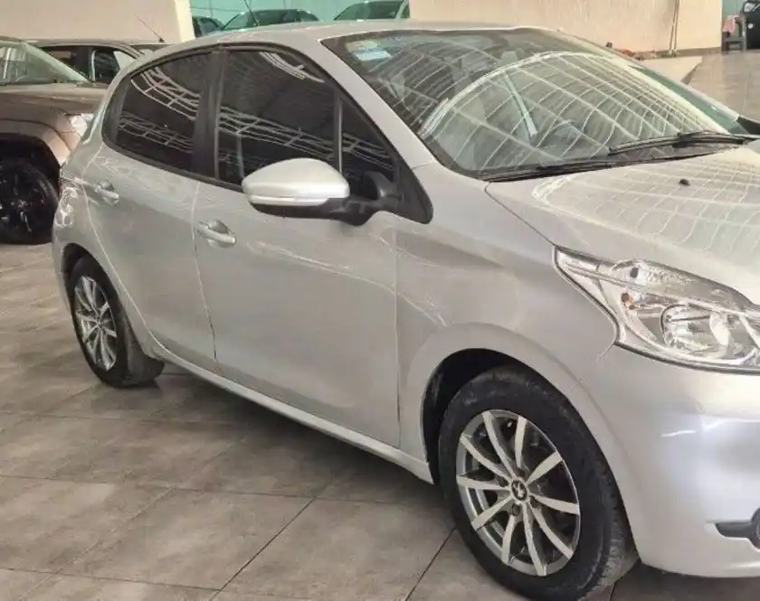 Peugeot 208  2013 - foto 3