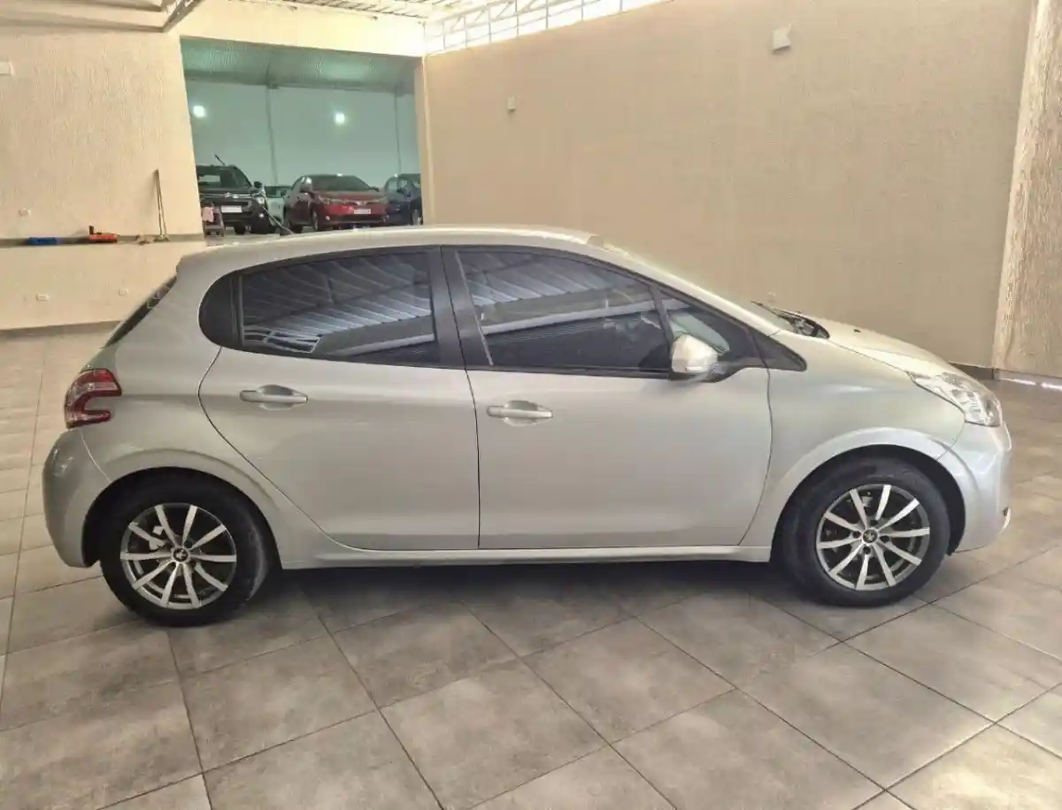 Peugeot 208  2013 - foto 5
