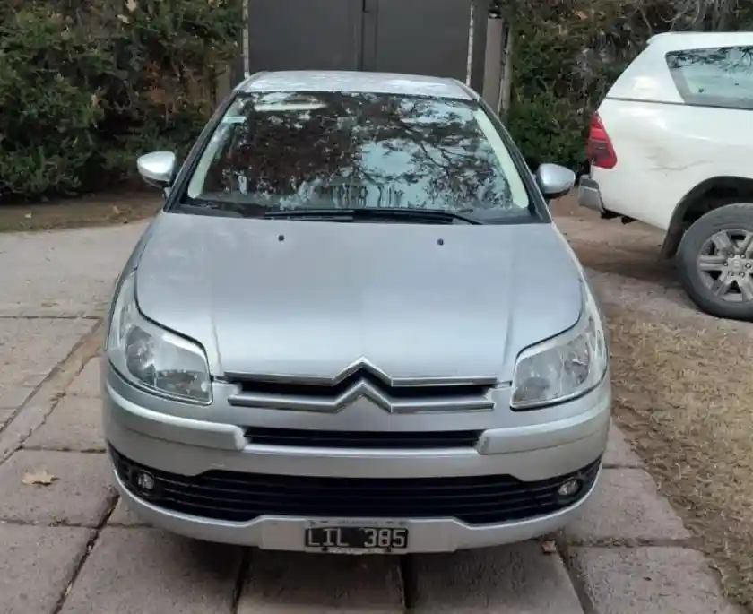 Citroën C4  2012 - foto 2