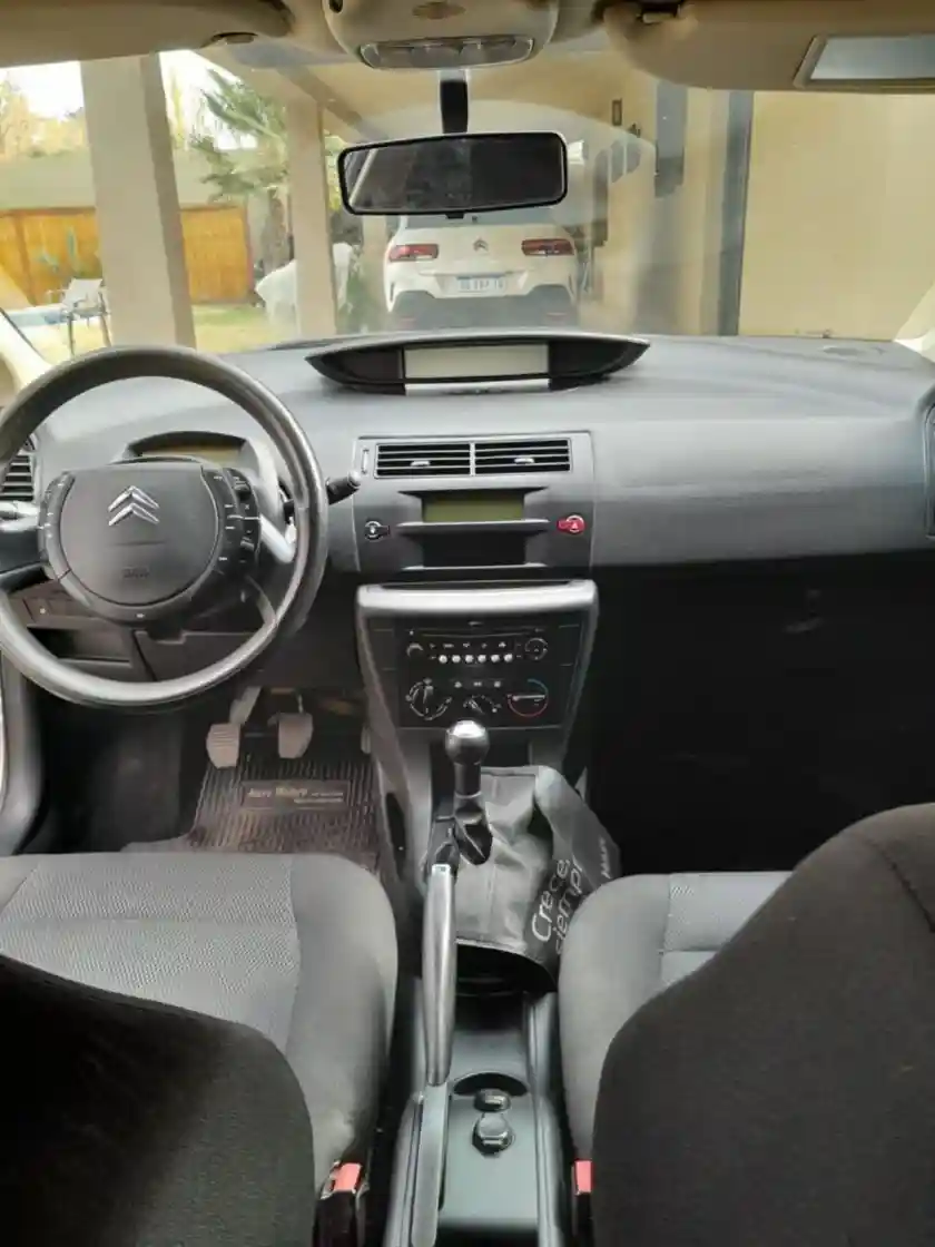 Citroën C4  2012 - foto 3