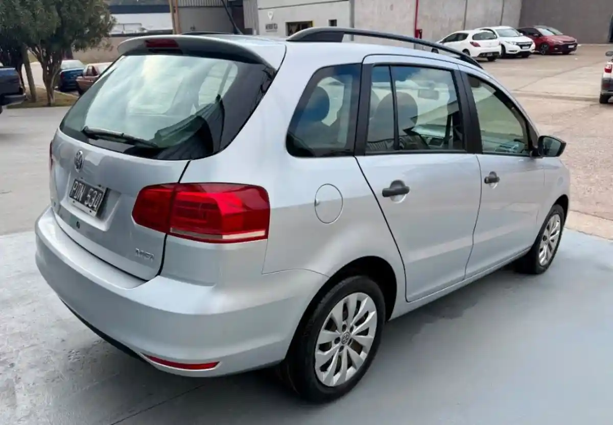 Volkswagen Suran  2015 - foto 3